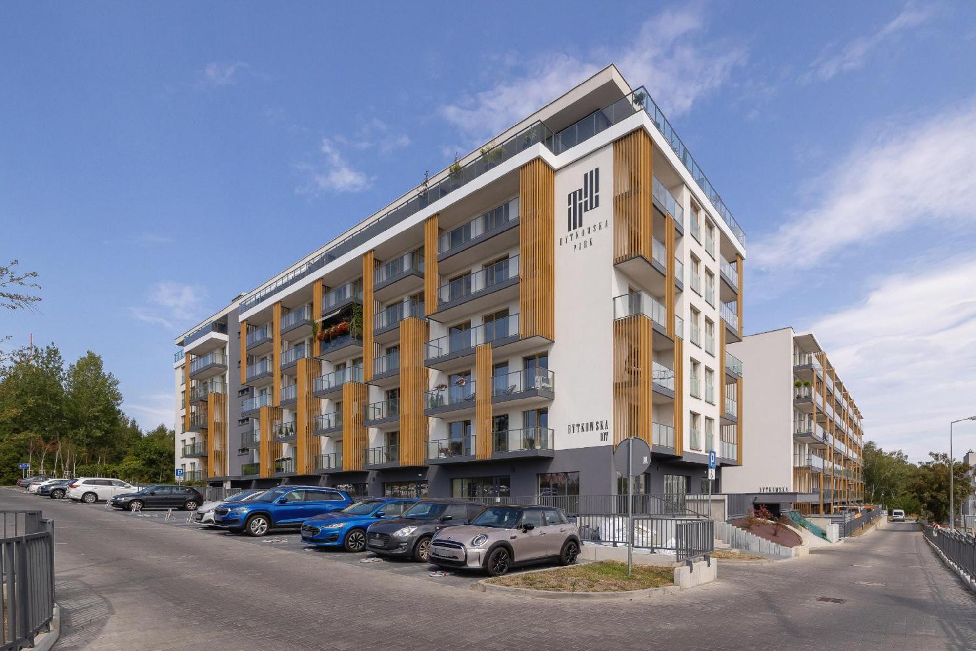 Stylowy Apartament Z Dwiema Sypialniami Balkonem I Parkingiem By Noclegi Renters Katowice Exteriör bild